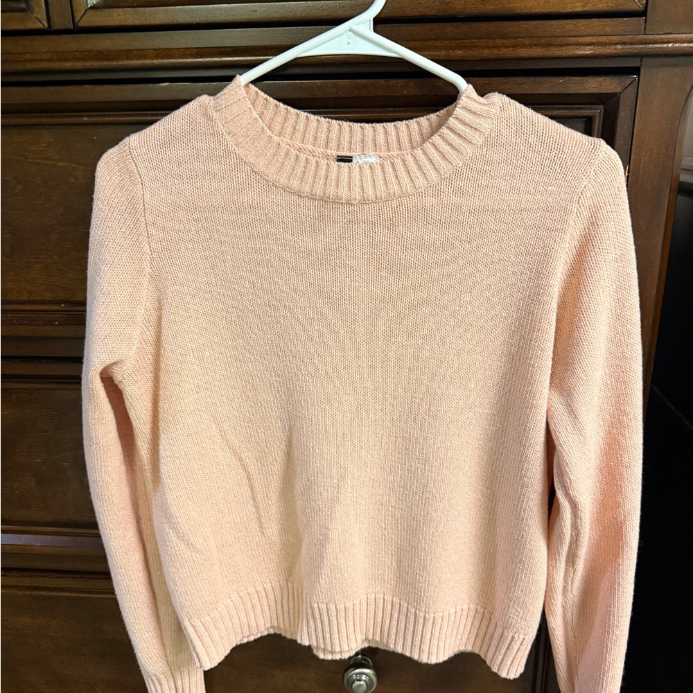 Women's Crewneck Sweater in Light Pink